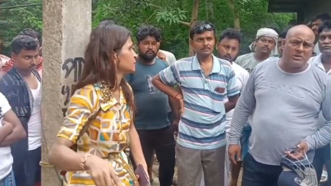 woman-allegedly-beaten-by-lover-family.jpg घटल: 'बॉयफ्रेंड का घर गर्म है, पुलिस पुलिस के पास आई और कहा ...